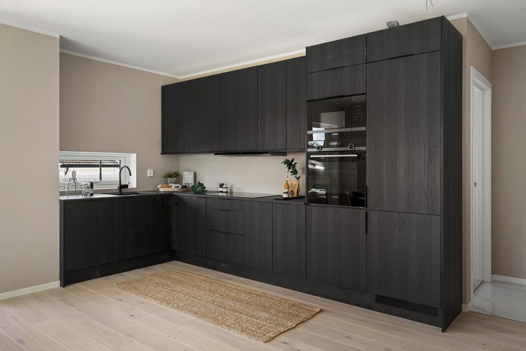 building-8215026_1280